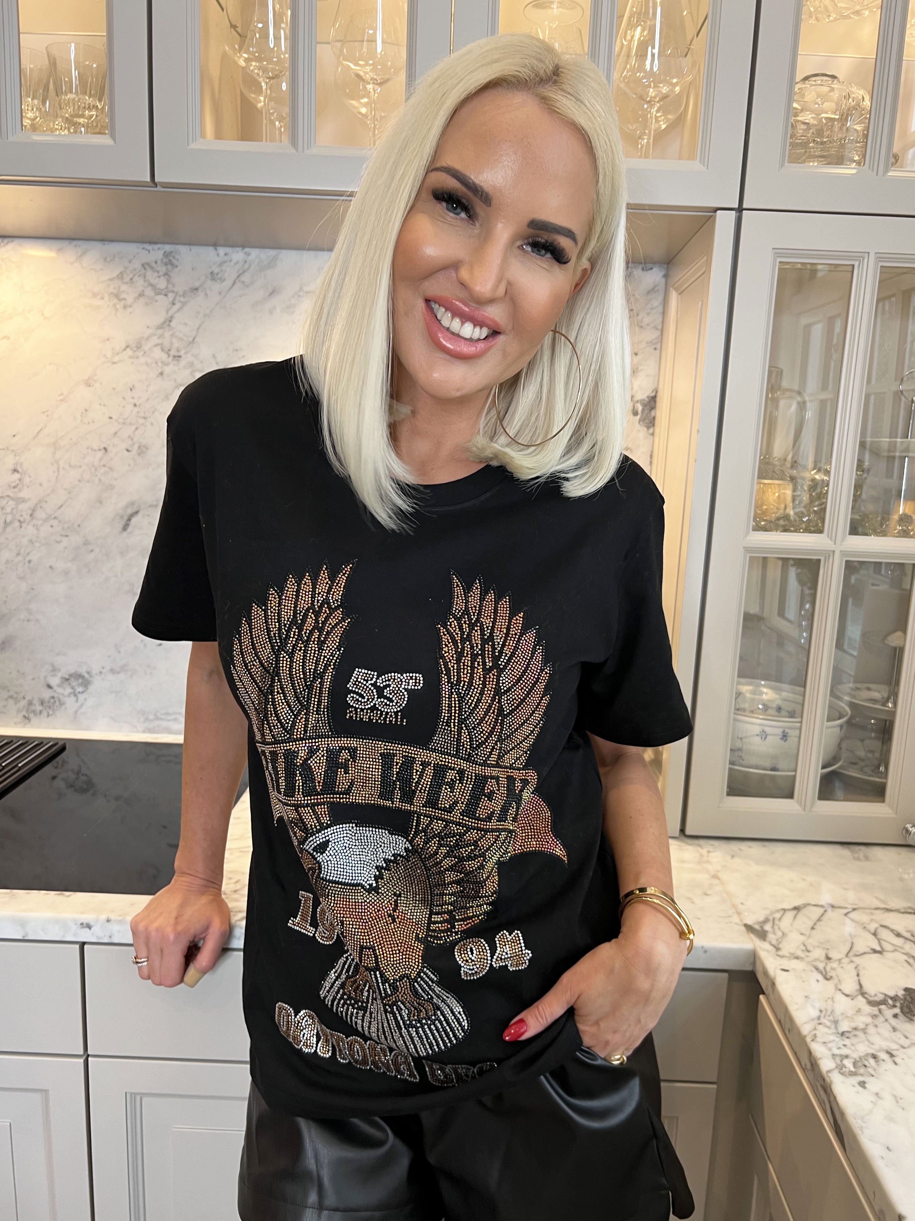 Malene - T-shirt med motiv af similisten